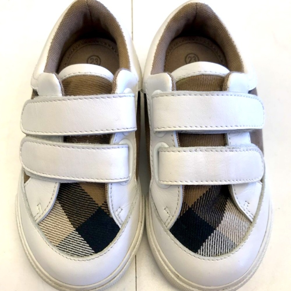 Toddler Shoes Burberry size 7